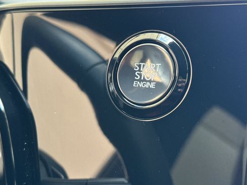Used 2025 Lexus NX 250 FWD w/ Accessory Package (Z2) image 16