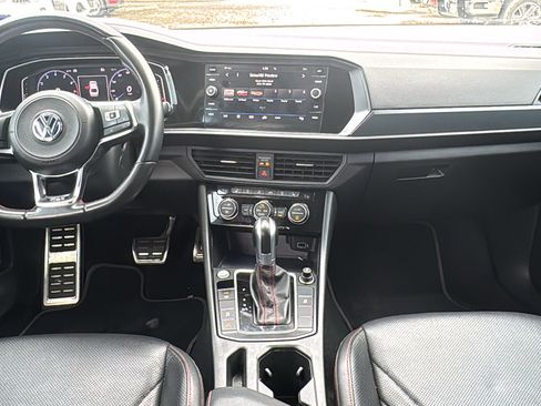 Used 2019 Volkswagen Jetta GLI Autobahn image 17