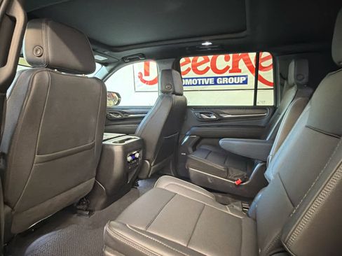 Used 2023 GMC Yukon XL Denali image 20
