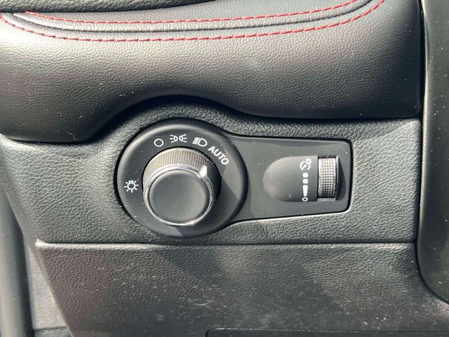 Used 2023 Dodge Durango GT AWD/4WD image 18