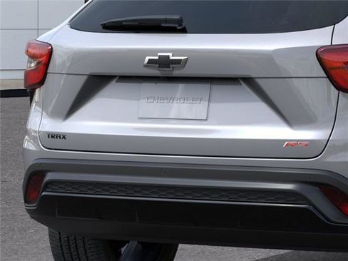 New 2026 Chevrolet Trax RS image 14