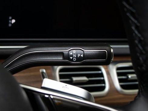 Used 2026 Mercedes-Benz GLE 450 4MATIC image 17