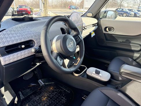 New 2026 MINI Cooper 4-Door Hardtop FWD image 23