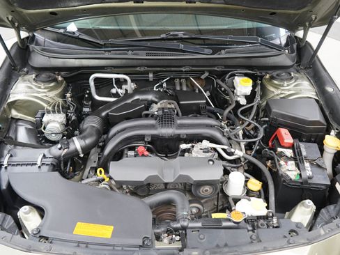 Used 2018 Subaru Outback 2.5i Touring AWD/4WD image 31