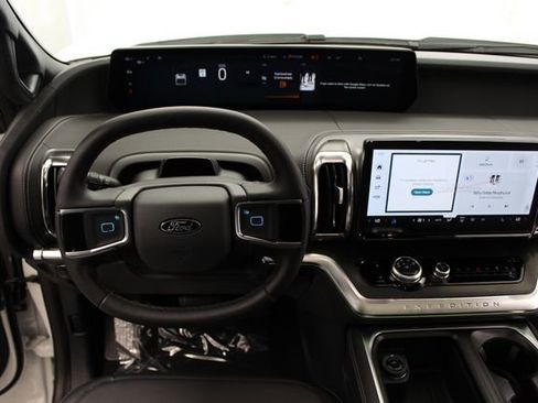 New 2026 Ford Expedition Max Platinum AWD/4WD image 31