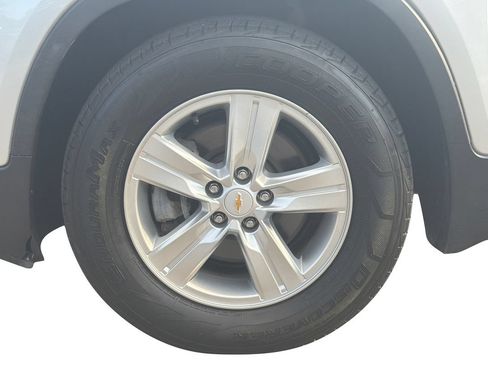 Used 2020 Chevrolet Trax LT w/ LT Convenience Package FWD image 25