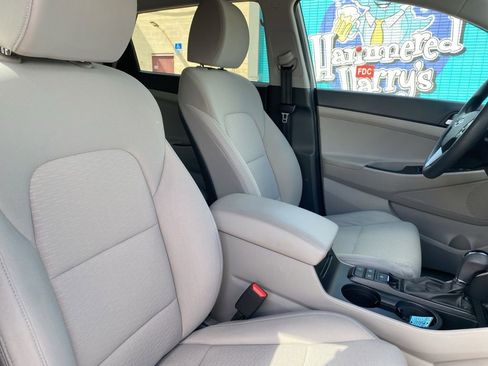 Used 2019 Hyundai Tucson SEL image 16
