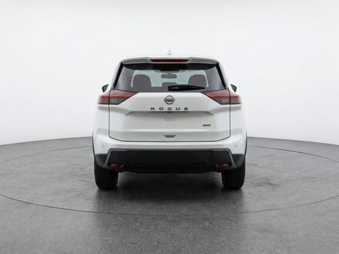 Used 2025 Nissan Rogue SV AWD/4WD image 7