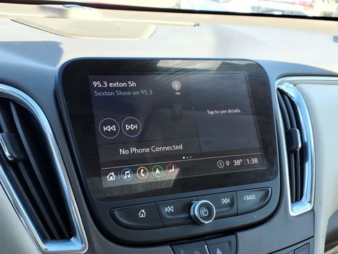 Used 2023 Chevrolet Malibu LT image 18