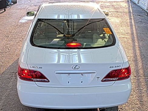 Used 2005 Lexus ES 330 FWD image 4