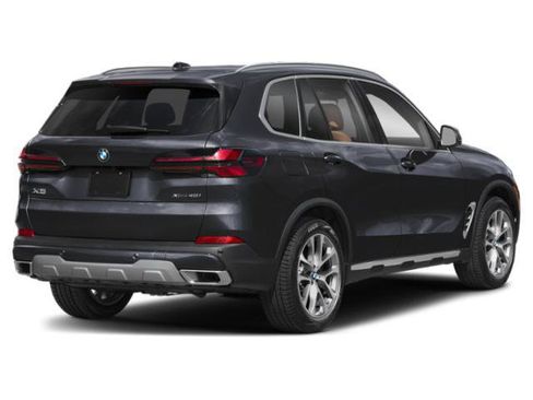 Used 2026 BMW X5 xDrive40i AWD/4WD image 2