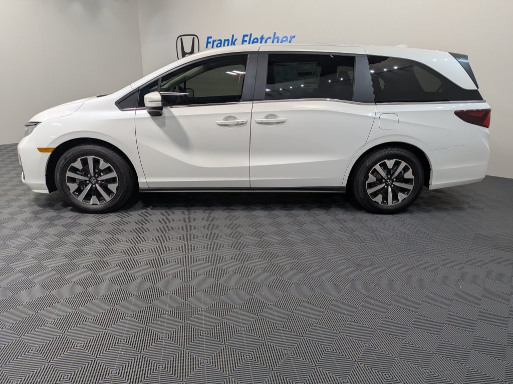 New 2026 Honda Odyssey EX-L image 3