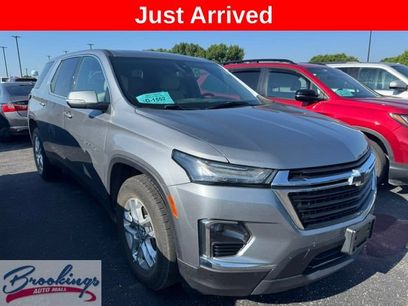 Used 2024 Chevrolet Traverse LS w/ Safety Package
