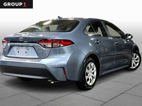 Used 2025 Toyota Corolla LE image 13