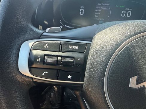 Used 2023 Kia Sportage LX AWD/4WD image 28
