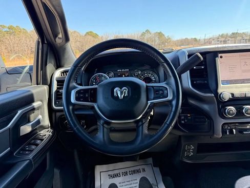 Used 2024 RAM 2500 Big Horn AWD/4WD image 27