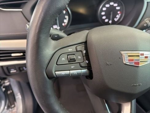 Certified 2023 Cadillac XT4 Premium Luxury w/ Technology Package FWD image 7