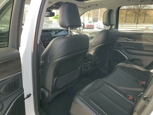 Used 2023 Jeep Grand Cherokee 4xe image 31