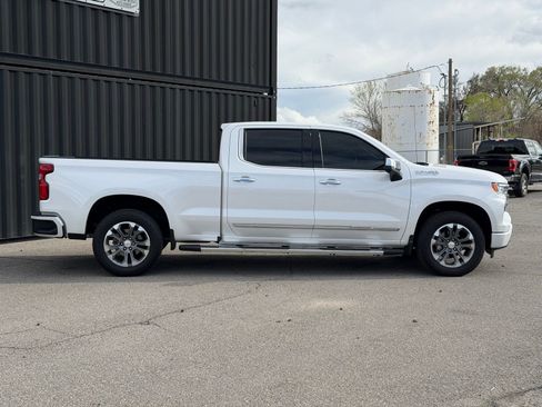 Used 2025 Chevrolet Silverado 1500 High Country w/ Technology Package image 6