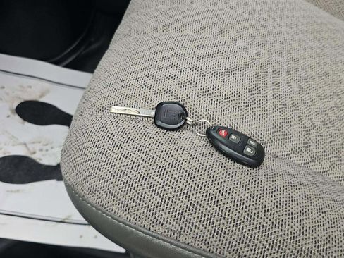 Used 2023 Chevrolet Express 3500 LS image 19