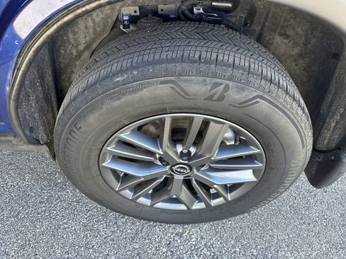 Used 2023 Nissan Rogue S image 12