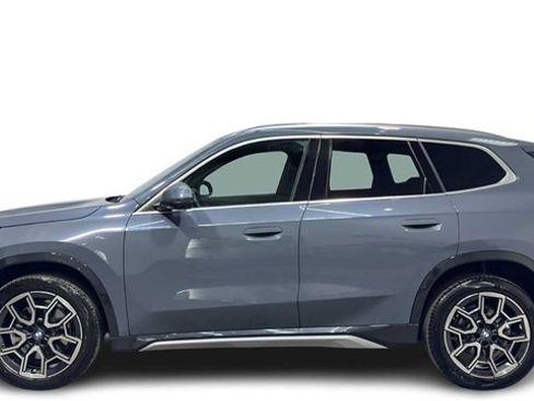 Used 2025 BMW X1 xDrive28i image 1