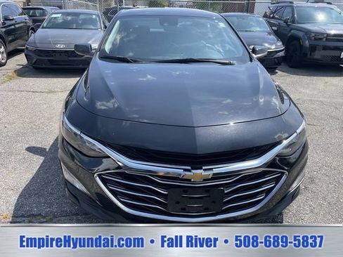 Used 2024 Chevrolet Malibu LT FWD image 11
