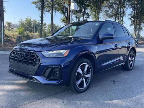 Certified 2023 Audi Q5 2.0T Premium Plus w/ Premium Plus Package AWD/4WD image 3