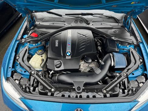 Used 2017 BMW M2 RWD image 32
