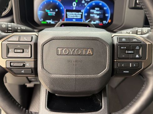 Used 2026 Toyota Land Cruiser w/ Premium Package AWD/4WD image 17