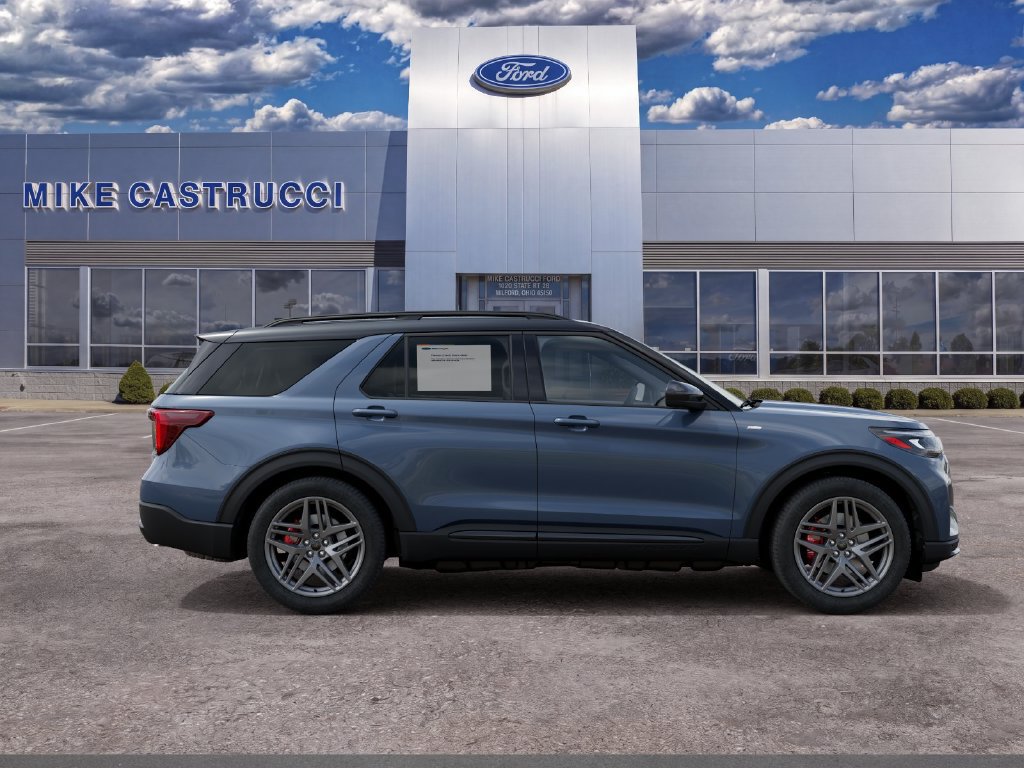 New 2027 Ford Explorer ST-Line w/ ST-Line Street Pack RWD image 5