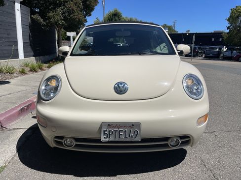 Used 2005 Volkswagen Beetle GLS FWD image 14