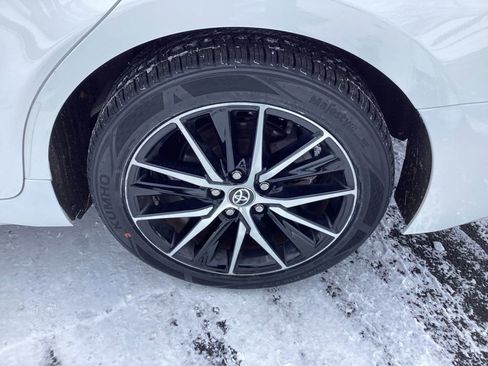 Used 2024 Toyota Camry SE image 28