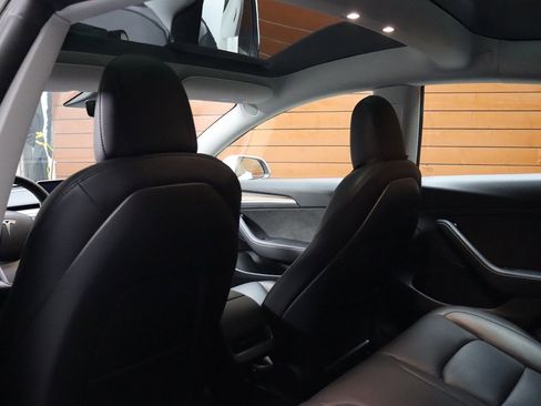 Used 2023 Tesla Model 3 Standard Range image 41