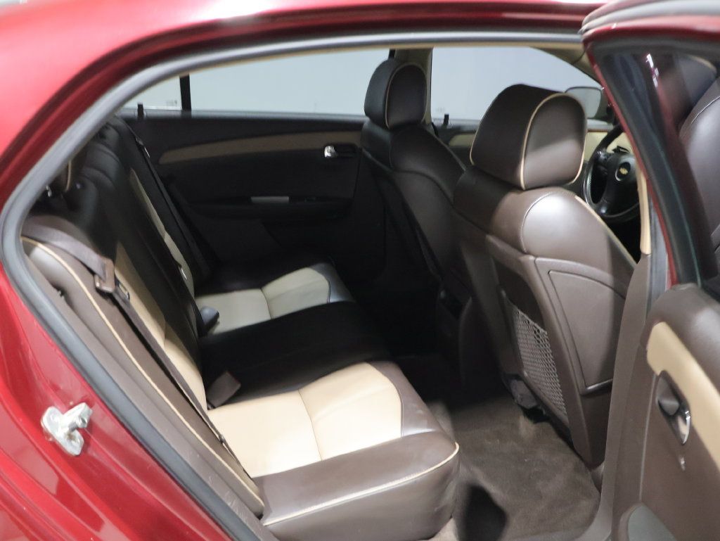 Used 2008 Chevrolet Malibu LTZ FWD image 16