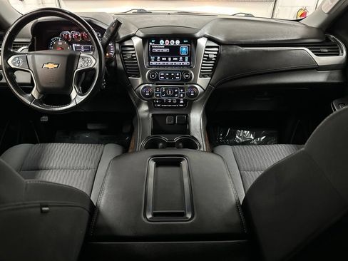 Used 2019 Chevrolet Tahoe LS AWD/4WD image 23