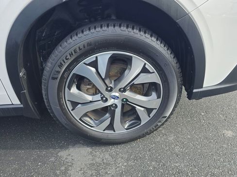 Used 2020 Subaru Outback Limited w/ Popular Package #2 image 4