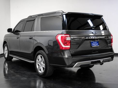 Used 2018 Ford Expedition Max XLT w/ Equipment Group 202A image 11