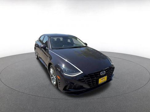 Used 2023 Hyundai Sonata SEL FWD image 3