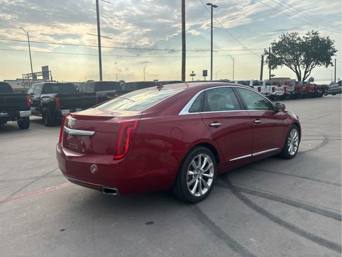 Used 2014 Cadillac XTS Premium w/ Driver Assist Package FWD image 4