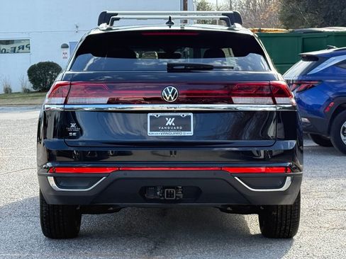 New 2026 Volkswagen Atlas Cross Sport SE FWD image 7