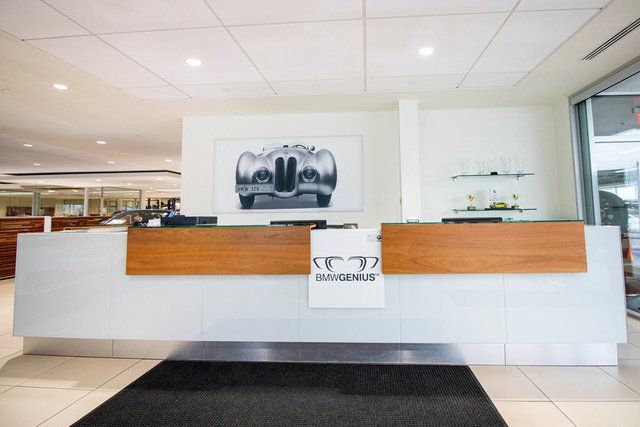 Used 2026 BMW X5 xDrive50e w/ M Sport Package AWD/4WD image 28