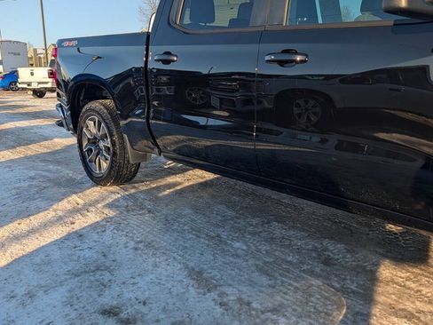 Used 2025 Chevrolet Silverado 1500 LT AWD/4WD image 15