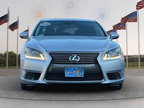 Used 2013 Lexus LS 460 AWD image 2