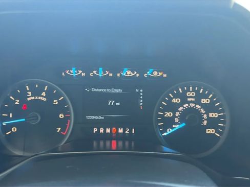 Used 2015 Ford F150 XLT w/ Equipment Group 302A Luxury AWD/4WD image 10