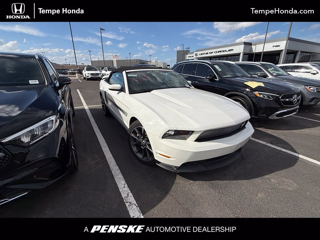 Used 2011 Ford Mustang GT Premium w/ 402A Rapid Spec Order Code RWD image 1