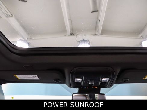 Used 2023 GMC Yukon AT4 AWD/4WD image 22