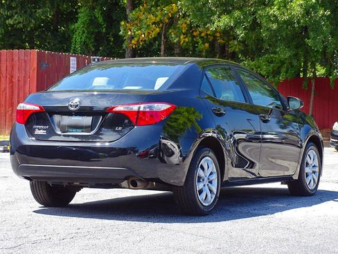 Used 2016 Toyota Corolla LE FWD image 11