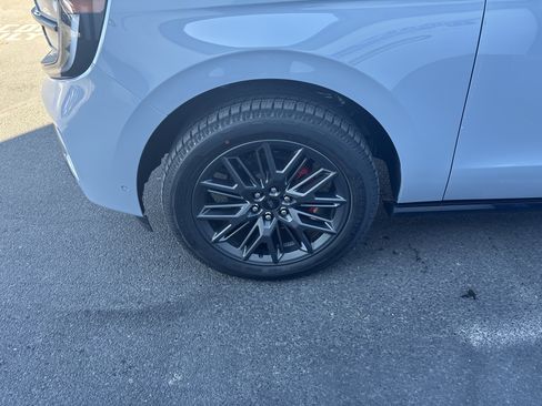 New 2025 Ford Expedition Max Platinum w/ Stealth Performance Package image 11