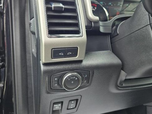 Used 2020 Ford F150 Lariat w/ Equipment Group 502A Luxury AWD/4WD image 9